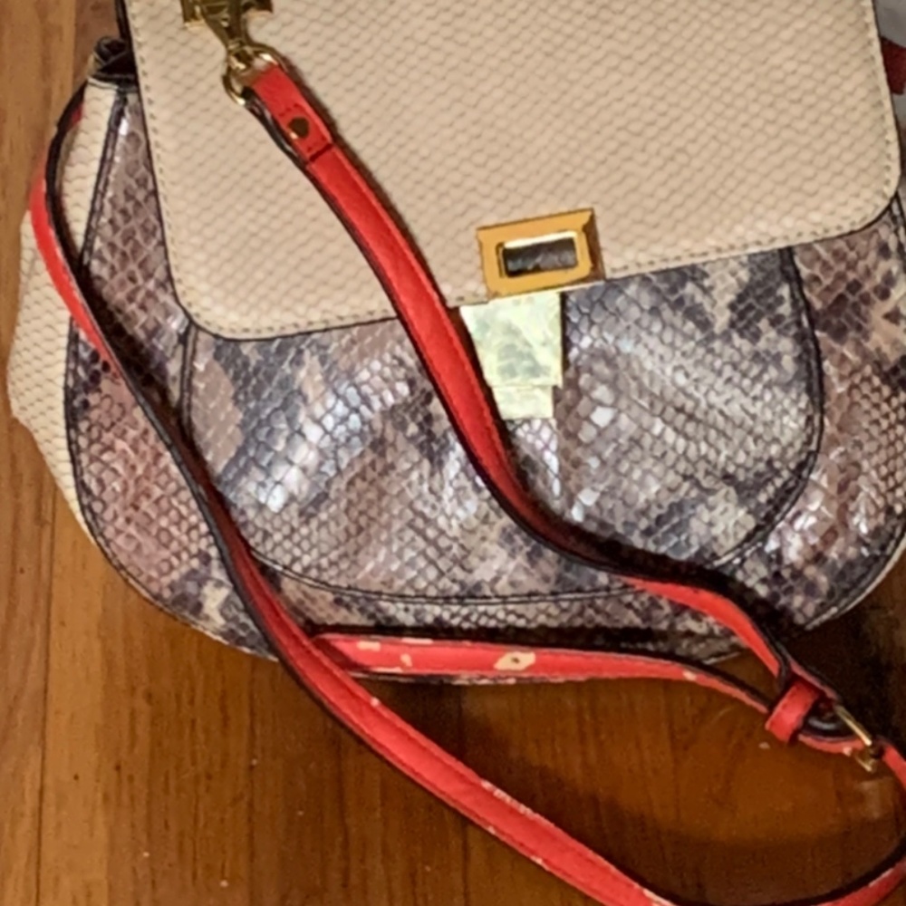 Shoulder bag